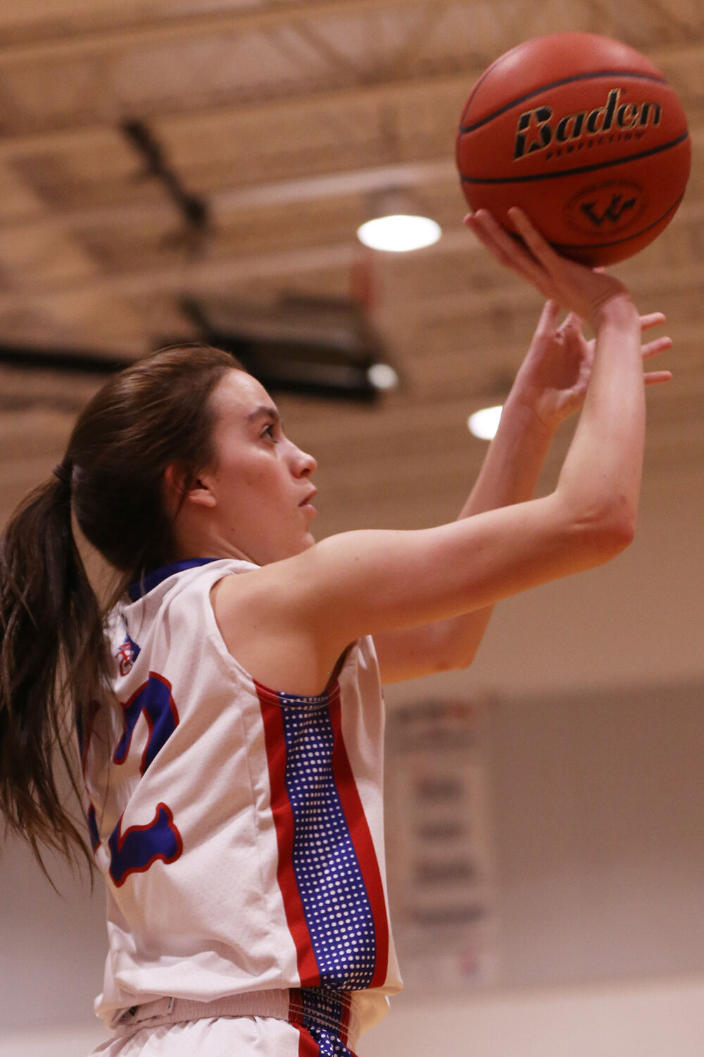Karcee Maya takes a 2-point shot from the corner